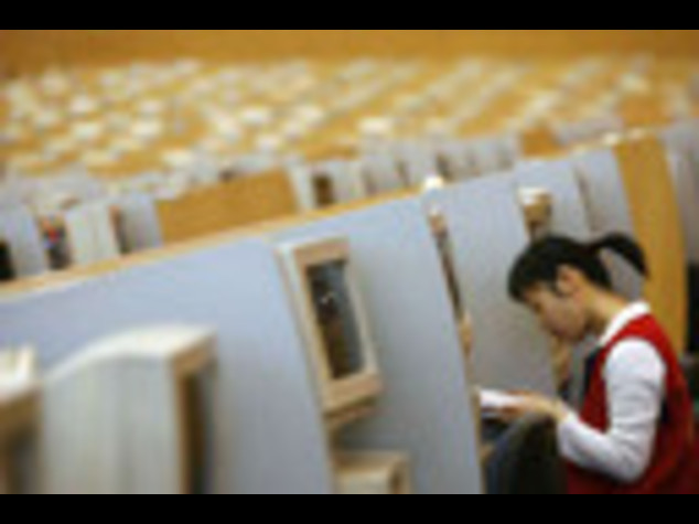 CINA: DA LUGLIO IN VENDITA SOLO PC CON NUOVO FILTRO-CENSURA