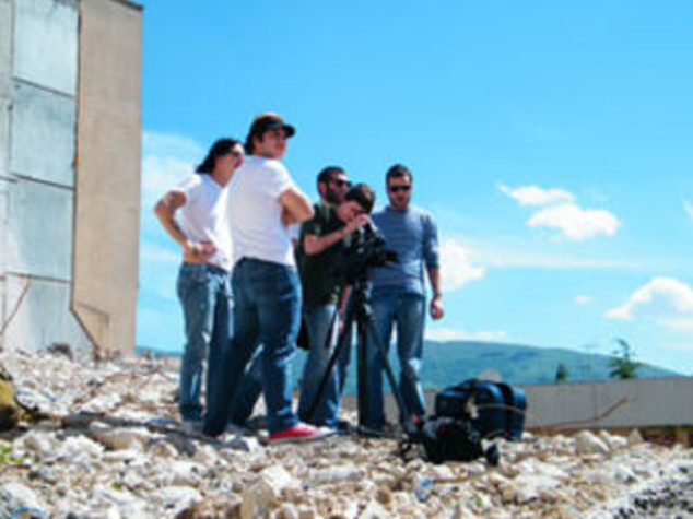 UN ANNO DOPO - PROGETTO MEMORY HUNTERS - Danilo Barozzi, Sebastiano Cantalupo,Marco Castellani, Fabio Ciotti, Antonio Iacobone, Stefano Ianni, Carlo Liberatore,Cosimo Gabriele Scarano, Antonio Moscaggiura, Alessandro Venuto,Antonella Deplano (Orizzonti)