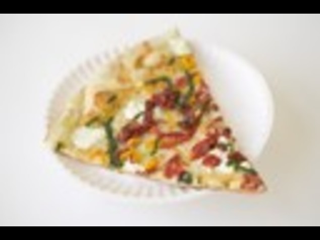 COMASCO SPENDE 8.300 EURO PER UN TRANCIO DI PIZZA