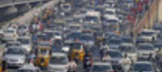 AUTO: LA CORSA SENZA FINE