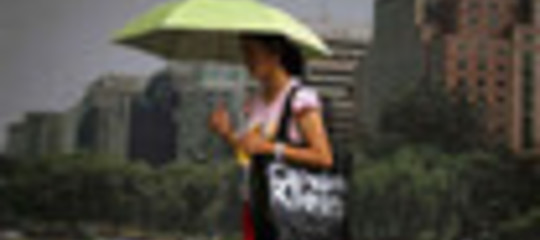 LA CINA SI VESTE DI NUOVO