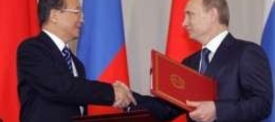 PECHINO E MOSCA, VIA IL DOLLARO