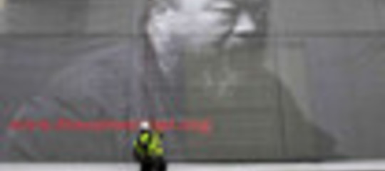 L'ARTISTA AI WEIWEI RILASCIATO SU CAUZIONE