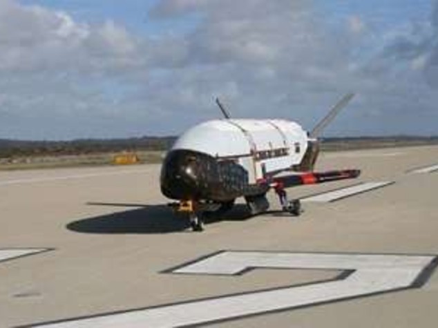 IN ORBITA MINI-SHUTTLE SEGRETO SENZA EQUIPAGGIO