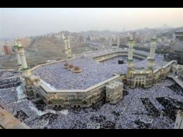 LA MECCA, 200 MOSCHEE SONO ORIENTATE MALE
