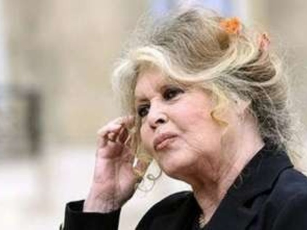 BB COMPIE 75 ANNI, APPELLO ALLA GEMELLA SOFIA