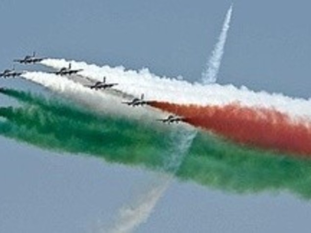 FRECCE TRICOLORI E MINISTRO LA RUSSA PER FESTA 150 ANNI