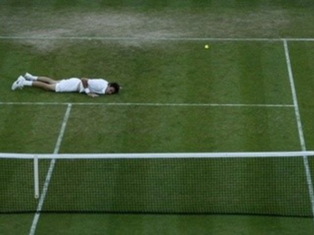 WIMBLEDON: MATCH RECORD SOSPESO DOPO 9,30 ORE, DOMANI SI RIPRENDE