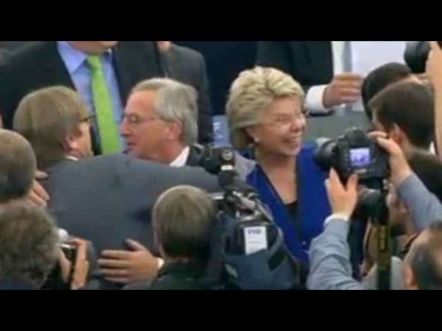 Commissione Ue: Juncker nuovo presidente, "300 mld per lavoro e crescita"