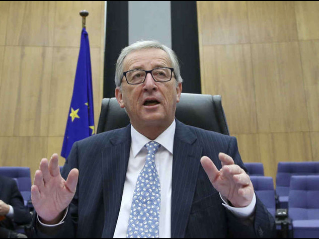 Juncker, "Italia e Francia agite o conseguenze spiacevoli"