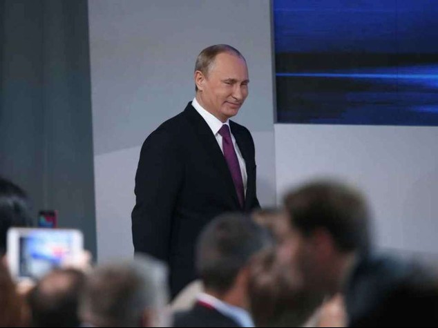 Putin, crisi provocata da esterno. Voglio incatenare l'orso russo