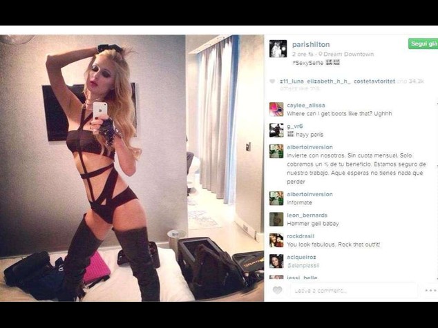 Vip: #SexySelfie di Paris Hilton, posa hot in foto su Instagram
