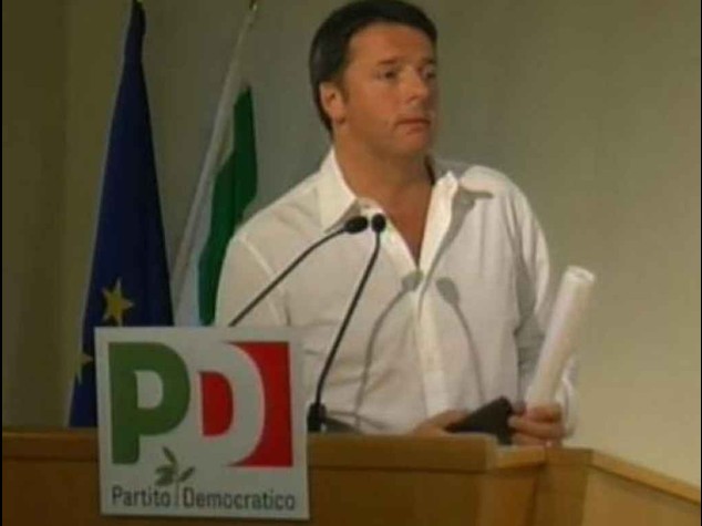 Jobs Act, vince Renzi. Minoranza Pd attacca e poi si spacca