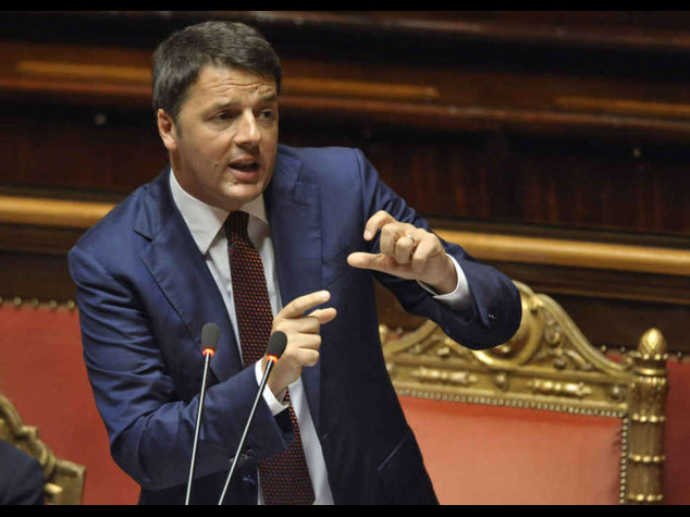 Lavoro: Renzi tira dritto "Non e' tempo di compromessi"