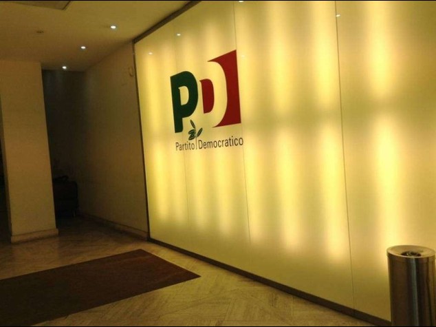 Lavoro: primo si' alla riforma Il Pd si divide, FI si astiene