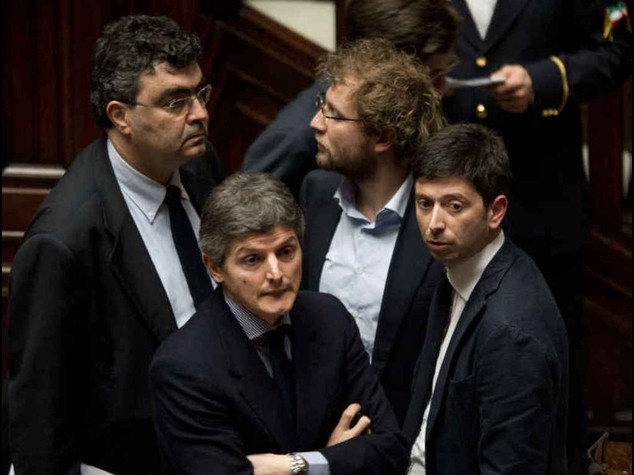 Intesa nel Pd, cambia l'art. 18 Renzi "e' grande passo avanti"