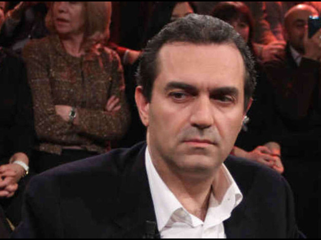 Grasso 'licenzia' De Magistris Il sindaco, si dimettano i giudici
