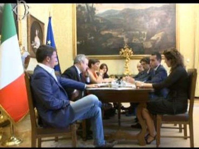Riforme: "Tempo scaduto" e l'M5S gela Renzi