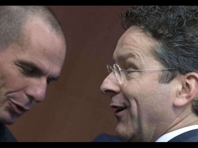 L'Eurogruppo striglia Atene "basta perdere tempo"