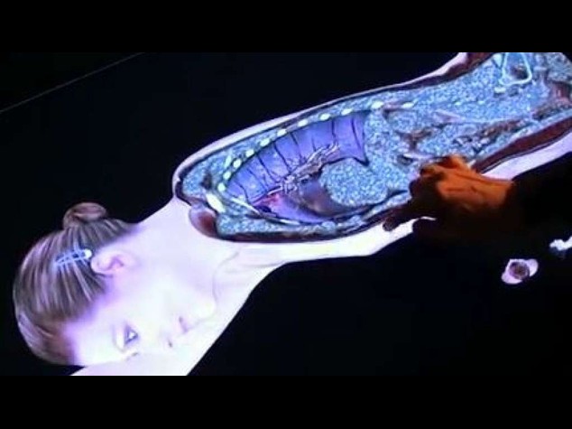 Dispositivo crea cadaveri virtuali per dissezioni didat