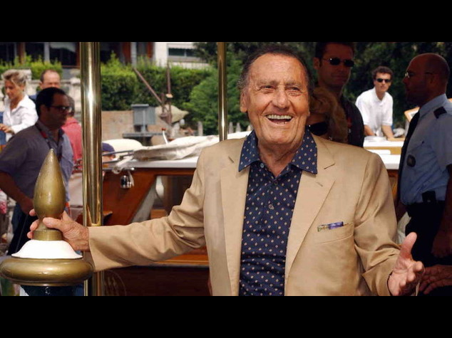 Eredita' di Alberto Sordi: procura Roma chiede processo per dieci