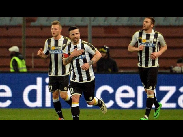 Udinese-Parma 4-2; poker della Lazio a Palermo