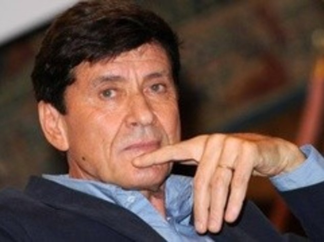 MORANDI DIFENDE "IO CONFESSO", IL BRANO DEI LA CRUS