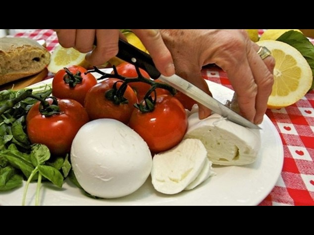 Contraffazione: pirateria cibo made in Italy vale 60 miliardi