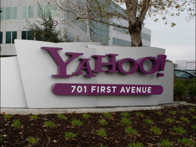 Top manager donna di Yahoo denunciata per molestie a una collega