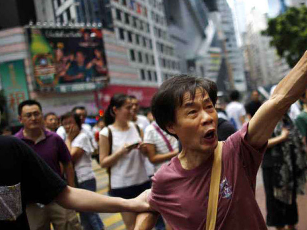 Hong Kong: ultimatum degli studenti, ma la Cina avverte gli Usa