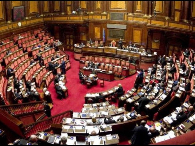 Lavoro: primo si' alla riforma Il Pd si spacca, FI si astiene
