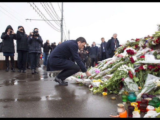 Renzi da Putin, Libia "vera emergenza". Omaggio a Nemtsov - Video