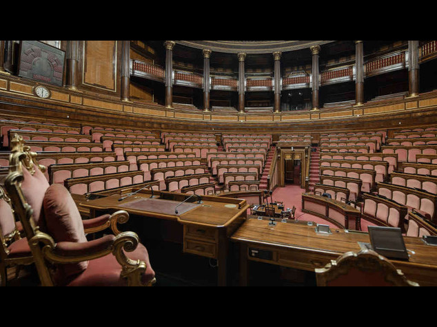 Riforme: 'diluvio' di emendamenti, 6000 solo da Sel. Giovedi' incontro M5S-Pd