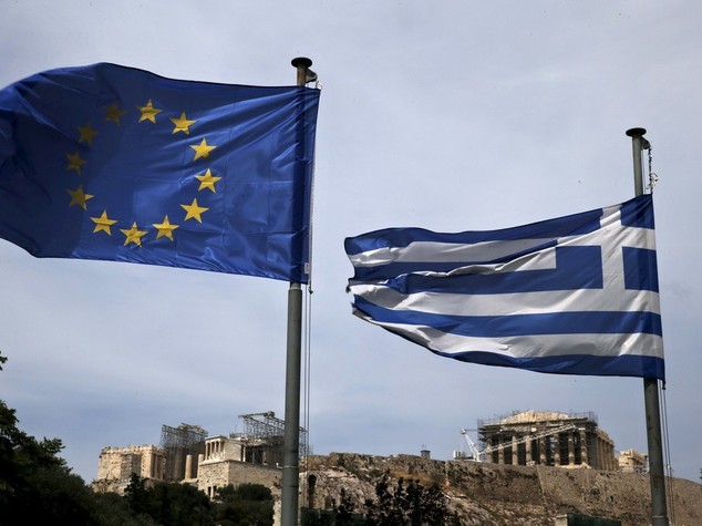 La Grecia spaventa i mercati, Milano cede il 2,4%