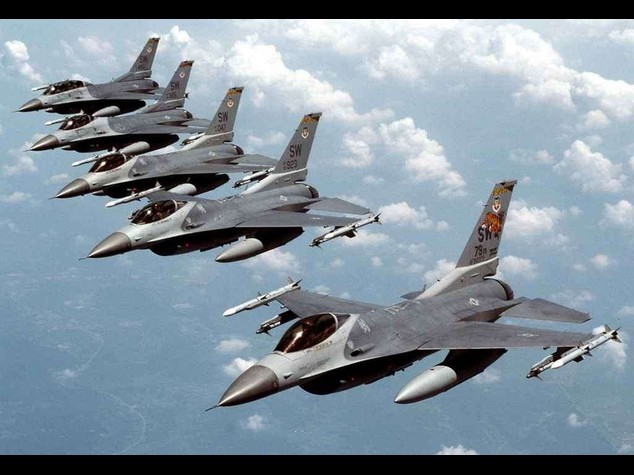 Isis: primo attacco degli Usa Raid aereo vicino Baghdad