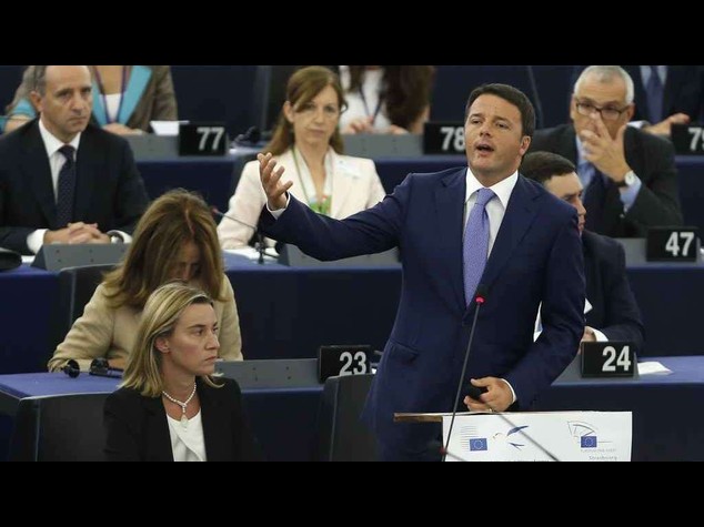 "Senza crescita non c'e' futuro" Renzi apre il semestre italiano