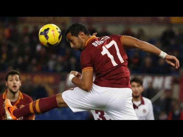 Calcio: Roma in Usa con Benatia; 'giallo' Gervinho, resta a casa