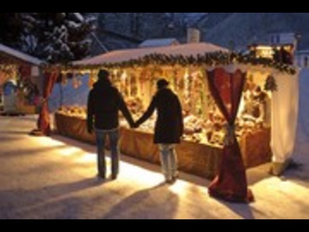 Natale: shopping nei mercatini per 6 italiani su 10