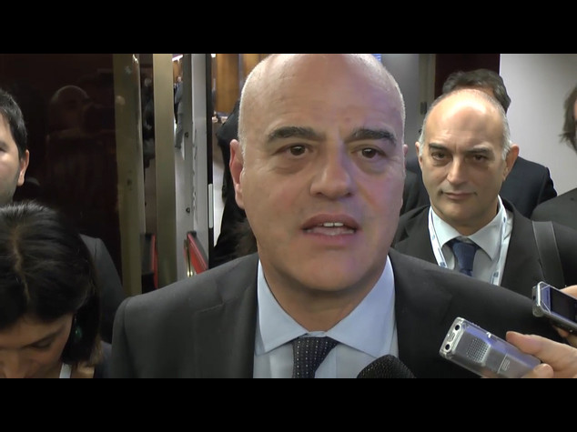 Eni: Descalzi, essere poco costosi, non siamo Paperon de' Paperoni