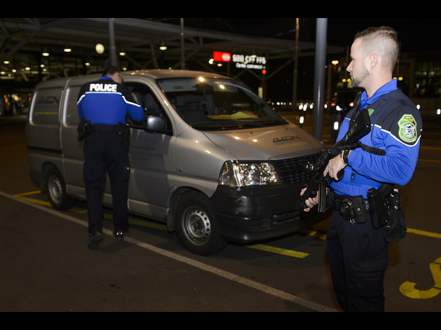 Svizzera dice 'no' a espulsione automatica criminali stranieri