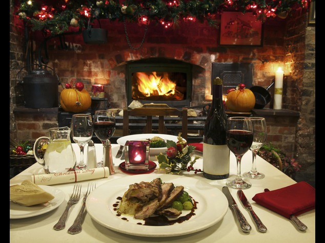 Sale del 5,7% la spesa per cenone e pranzo di Natale