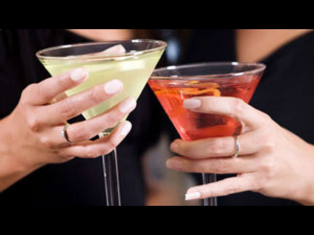 Alcol: consumo moderato legato a aumento rischio fibrillazione