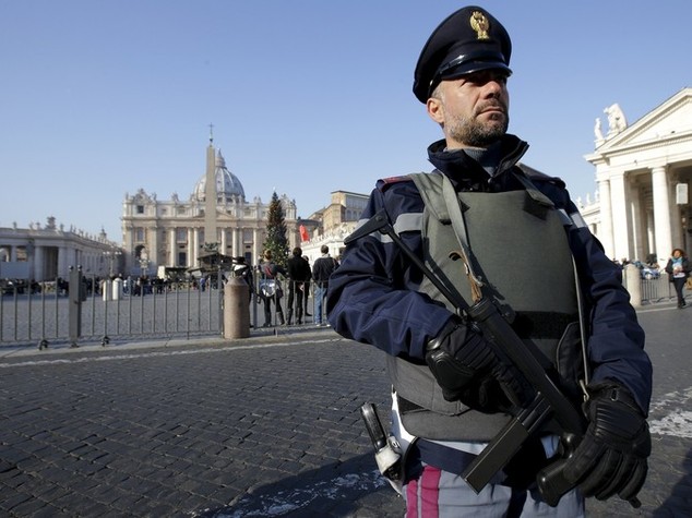 007, allarme Europol? No minacce specifiche per Italia
