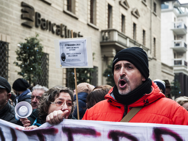 Banche, sindacati "Renzi ci convochi o sarà sciopero"