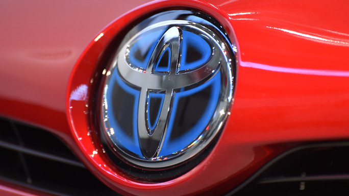 Smog: Ad Toyota Italia, inutile blocco auto; puntare su ibrido