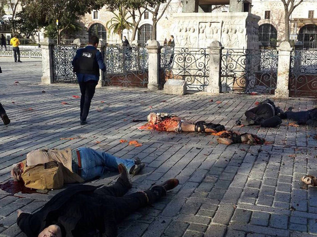 Strage a Istanbul, morti 9 tedeschi