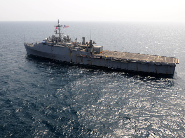 Iran blocca due navi Usa nel Golfo Persico. Pentagono "Rilasciatele rapidamente"
