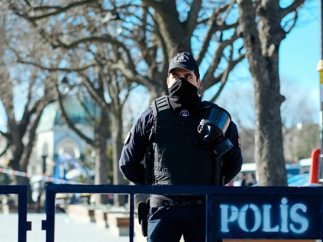 Turchia: "attacco del Pkk", 6 morti 38 feriti a Diyarbakir