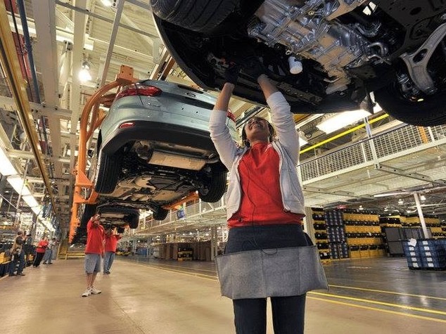 Industria: Csc, produzione +1,8% nel 2015, a dicembre +0,1%