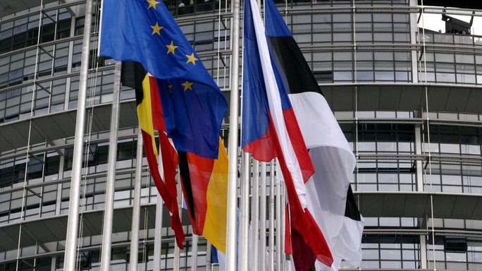 Si' di Bruxelles a Italia, per banche scudo da 150 miliardi